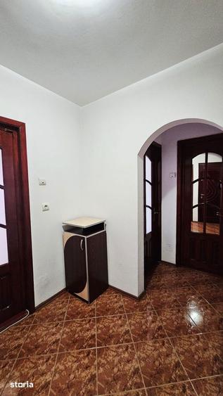 2 decomandate, etaj 2, Micro 17, la B-uri, mobilate, Pret 67.000 Euro - 5