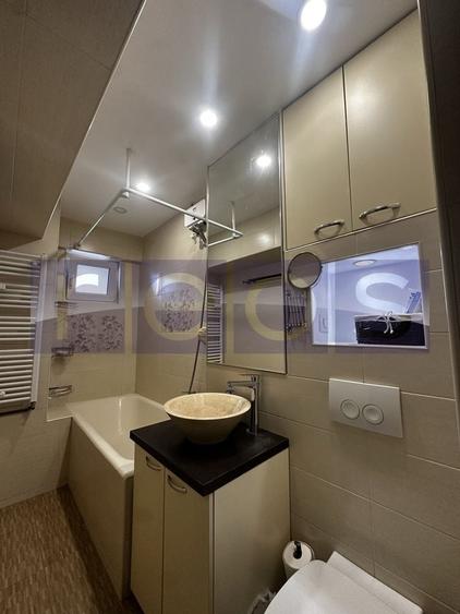 VANZARE 4 CAMERE DECOMANDAT- DRISTOR 1 - 8