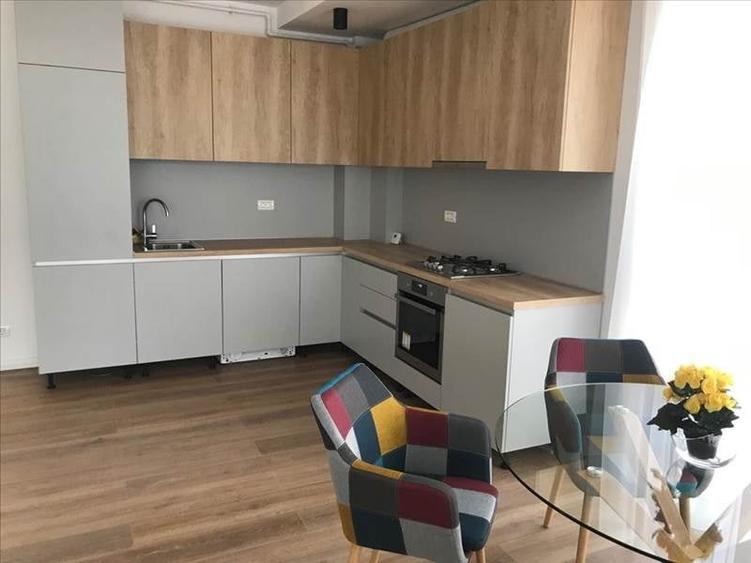 2cam de lux, vedere la mare, garaj, gaze, balcon terasa. termen lung - 9