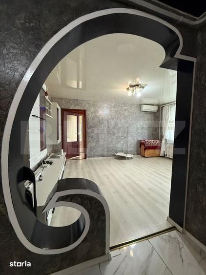 Apartament cu 3 camere în Micro 17