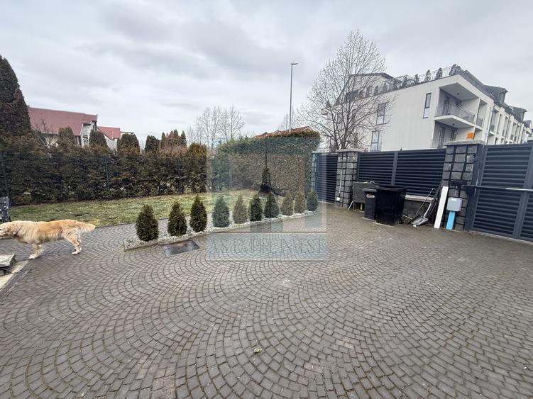 Casa/Villa 7 camere, singur in curte - zona Tractorul/Brasov - 11