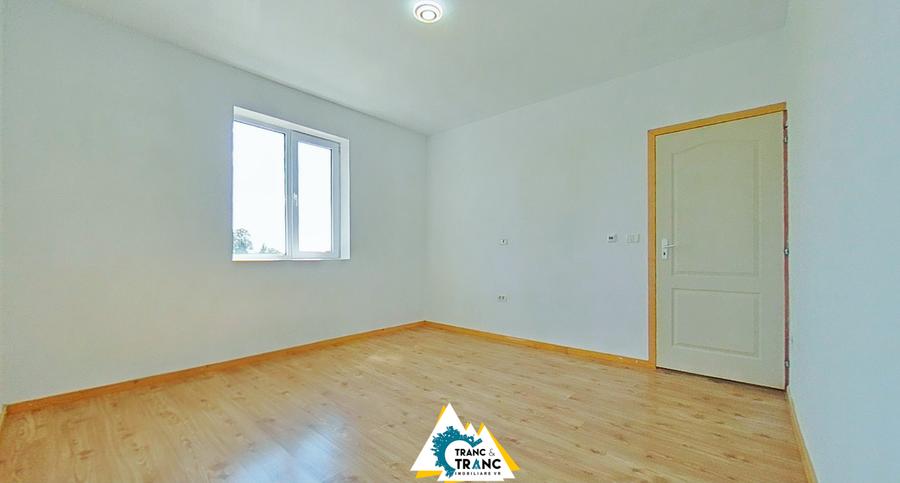 Casă nouă cu 6 camere de vânzare în Sânleani – spațiu, confort și eficiență ener - 3