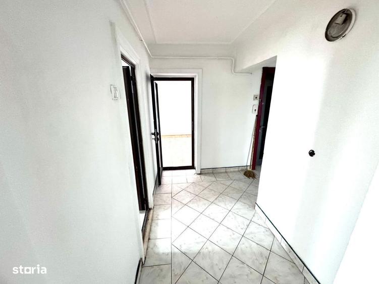 Apartament 3 camere decomandat turn Vedere panoramica spre Dunare - 12