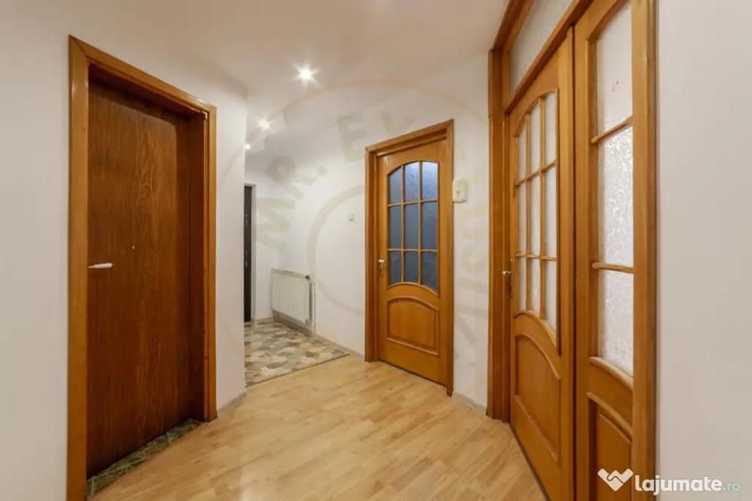 Apartament 5 camere parter an 1992 zona Rolast-Jumbo - 12