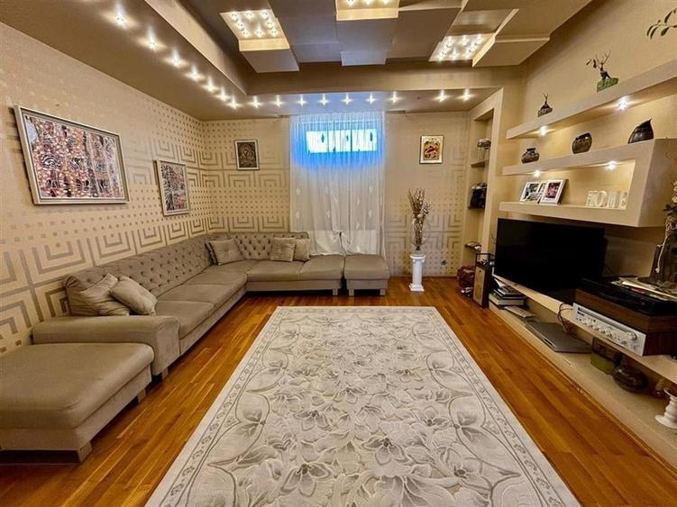 VILA CU 3 CAMERE, CENTRAL - 1