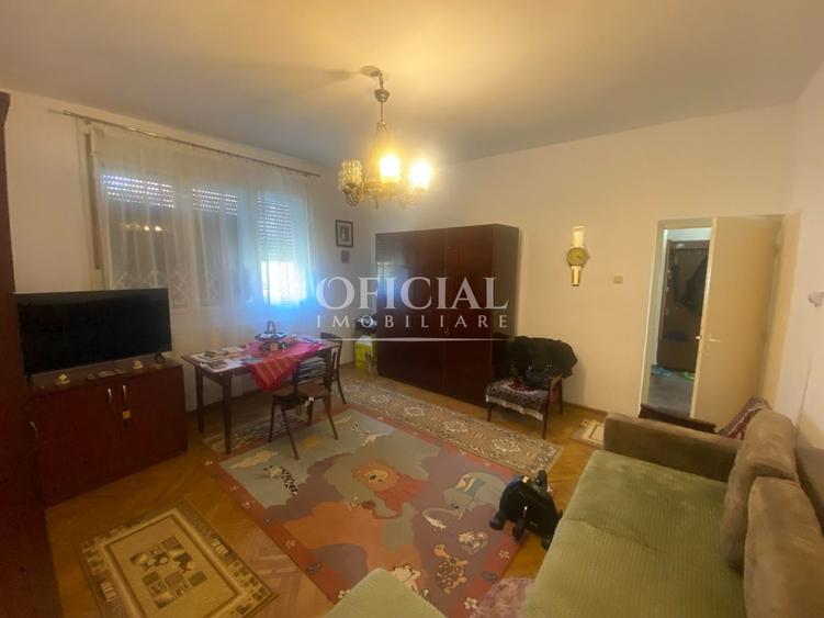 Casă individuală cu 3 camere cu Canalizare în Dâmbul Rotund