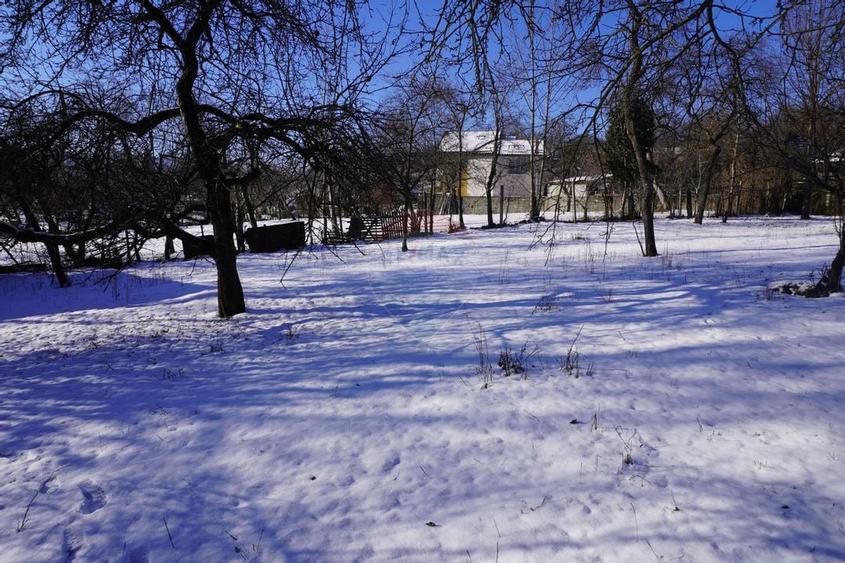 Casa de vanzare in centrul satului Desesti, Maramures - 7