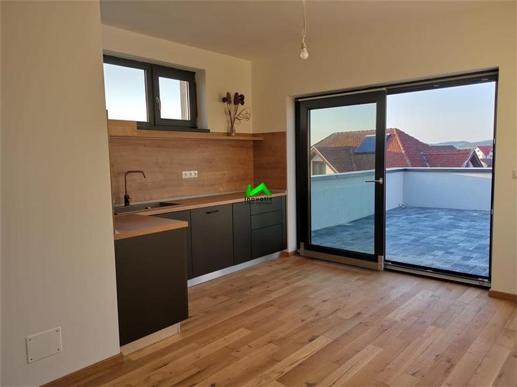 Casa individuala de vanzare 7 camere Sibiu Selimbar - 9