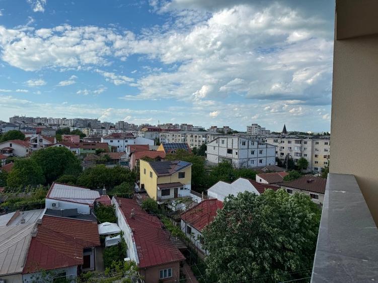 Garsoniera moderna Zona Dacia - 12