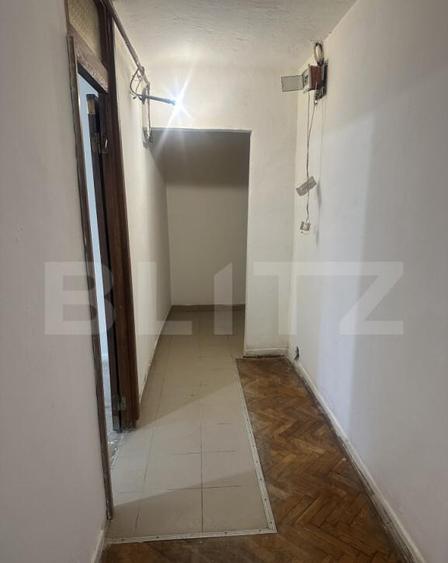 Apartament cu 2 camere, semidecomandat,53mp, Micro 16 - 6