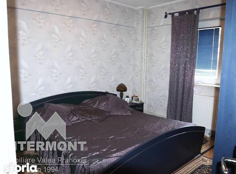 Apartament 3 camere - Etaj 1 - 2 bai - Centrala - Mobilat - 5