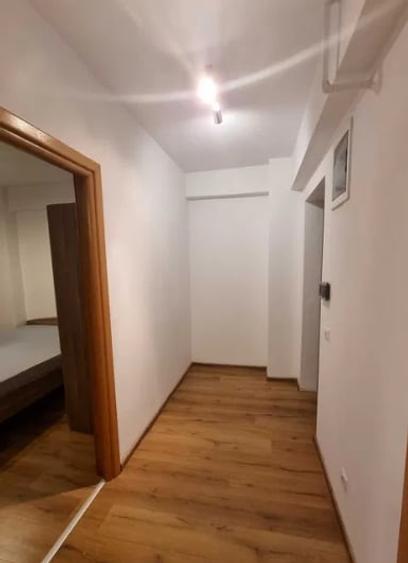 Calea Calarasilor,Traian,bl.2015,et.1/4,DECOMANDAT,Renovat,centrala,2 balcoane - 4