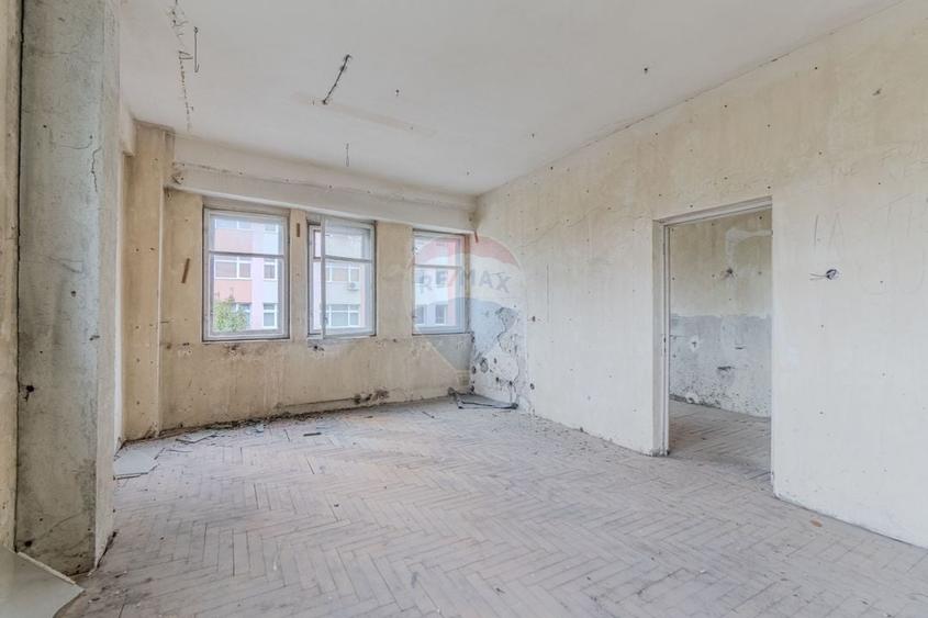 Spatiu industrial de 2060mp cu teren de 3358mp de vanzare Str Turnului - 18