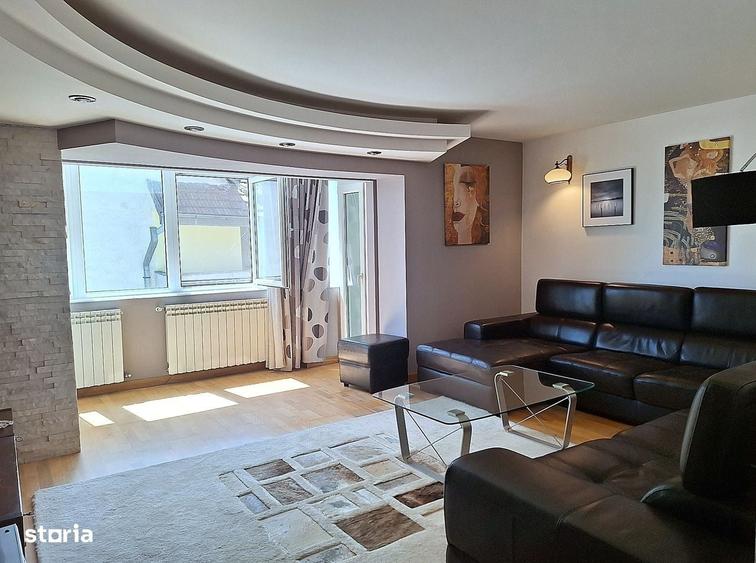 Apartament cu 3 camere decomandat în Târgu Cucu
