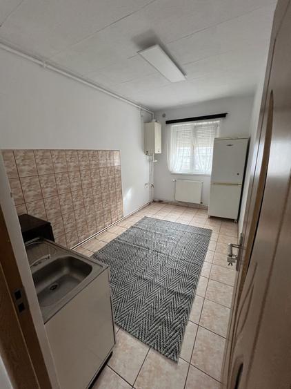 Apartament 43 mp nedecomandat - 2