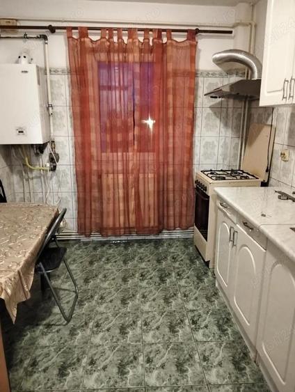 Proprietar inchiriez apartament cu trei camere semiecomandat in Bacau - 3