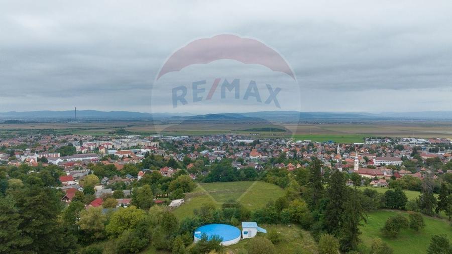 Proiect autorizat (AC) pentru constructia a 6 vile individuale P+M - 10