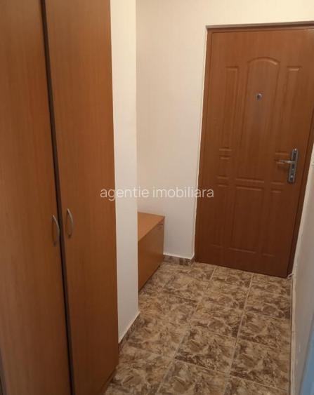 Apartament cu o camera Hasdeu Apartament cu o camera Hasdeu
