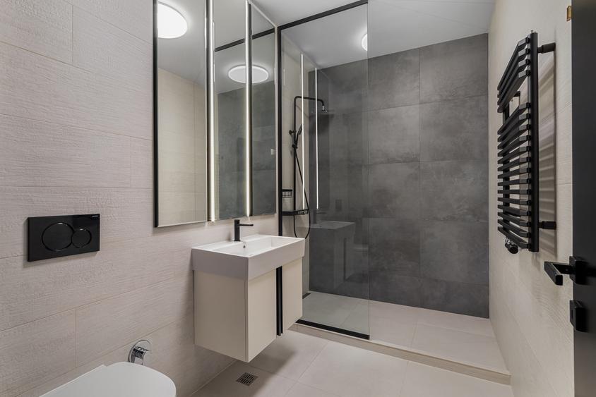 Mamaia Central  2 camere lux  94 mp  parcare inclusă  vedere superbă - 11