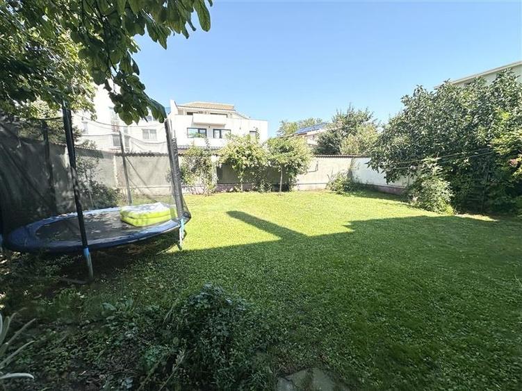 Casa D+P+1E+M cu teren de 471 mp, localitatea Ovidiu aproape de lac - 10