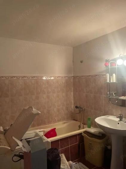 Vand casa cocheta , zona linistita , str.Xenopol - 12