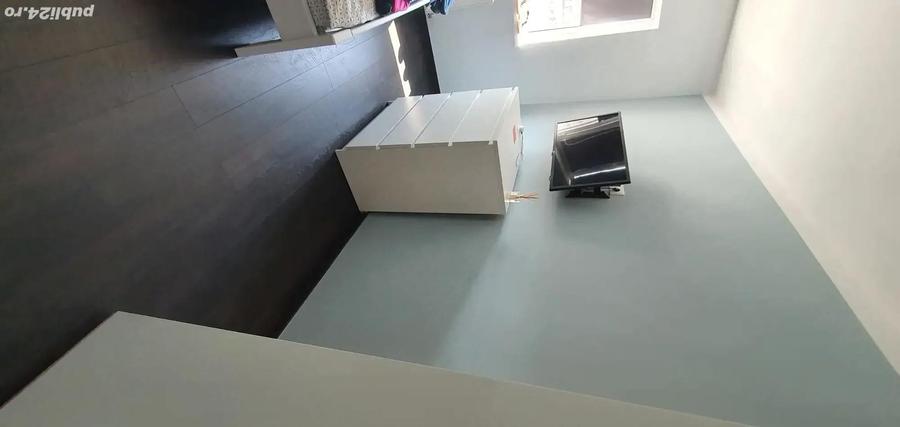 vind apartament cu o camera decomandat - 2