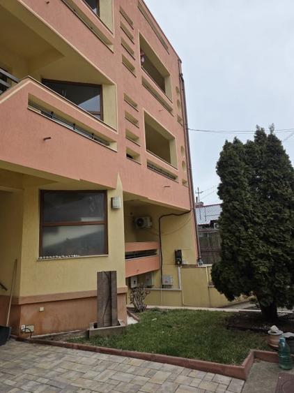 Faleza Nord-etaj in vila| 3 camere - 100mp |2 terase | mobilat, utilat - 1