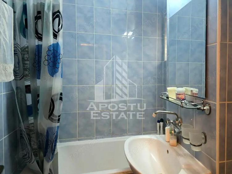Apartament cu 3 camere, de vanzare, in apropiere de Podgoria, Arad. - 2