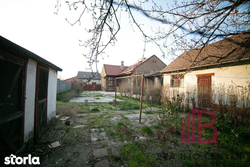 Casa solida pe un singur nivel ?i 1018 mp teren - 7