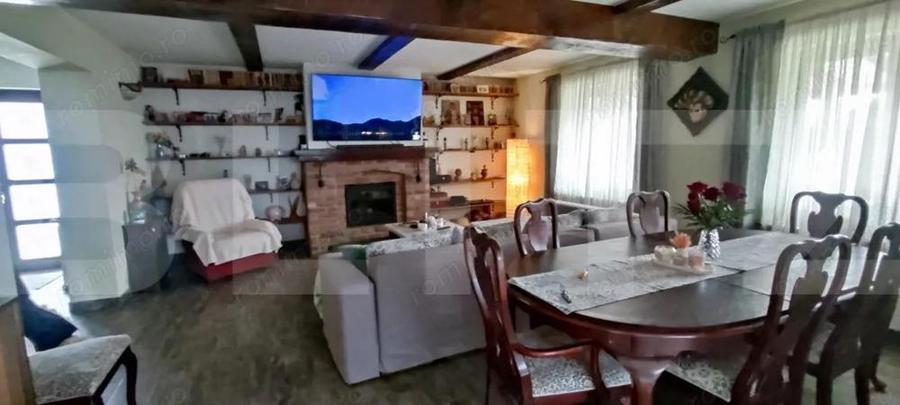 Casa moderna, 3 dormitoare, 164 mp, zona lini?tita din comuna 1 Decembrie - 19