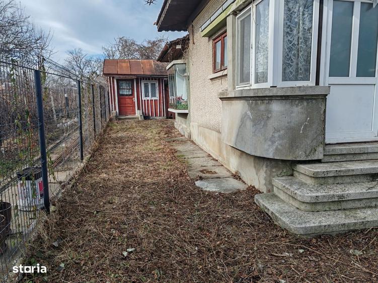 Cornu de Jos - casa Batraneasca + teren 1343mp - 60000 Euro - 5