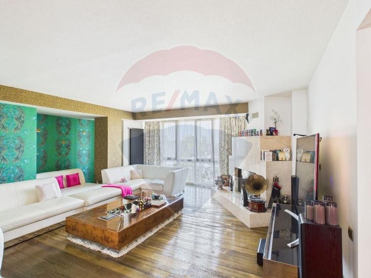 PENTHOUSE CU TERASA PANORAMICA SI PISCINA ACOPERITA - 1