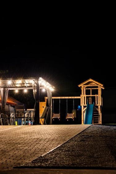 Casă de vânzare – poziție ultracentrală, ideală locuință sau investiție - 10