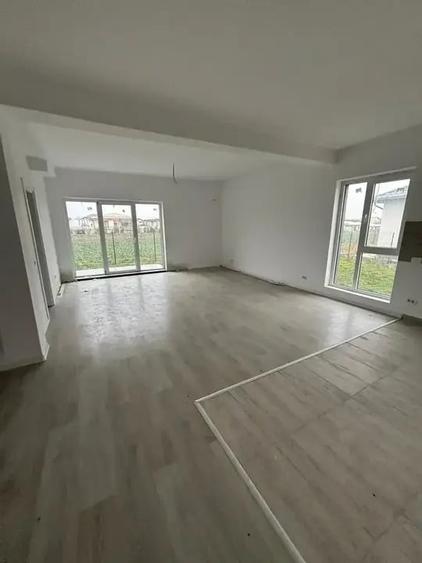 Vila 4 Camere P+1De Vanzare | Individuala  Complex Rezidential | Curte - 11