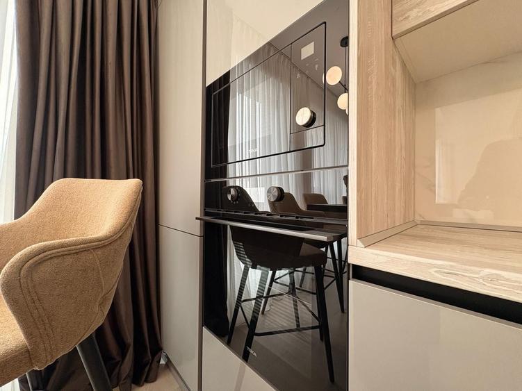Apartament cu 3 camere decomandat, mobilat în Pipera