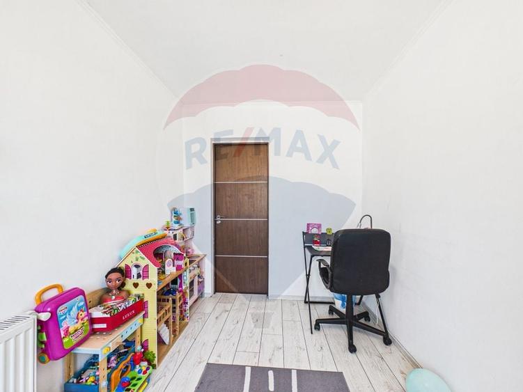 Apartament de 3 camere cu priveliste - zona Stefan Cel Mare - 9