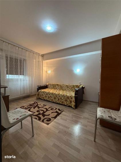 Pacurari - Alpha Bank , 2 camere ,etaj 1, loc de parcare - 5