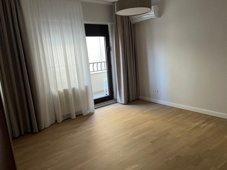 ARCUL DE TRIUMF I 4 camere I 153mp utili + Terasa 77mp I 2 locuri de parcare - 10