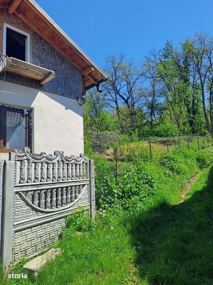 Vand casa cu panouri solare si centrala ,la 7 km de Mioveni - 5