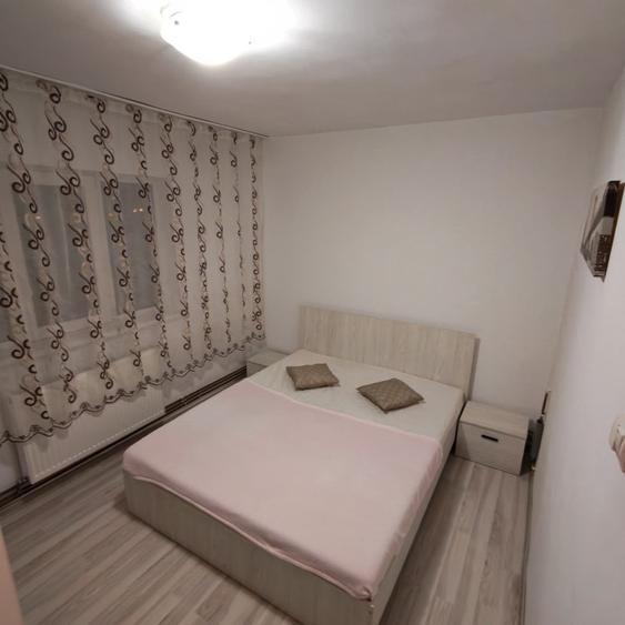 proprietar vand apartament cu 2 dormitoare - 6