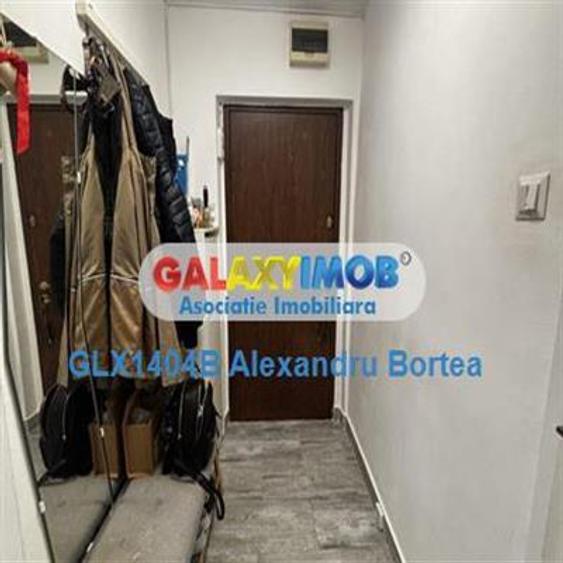 Drumul Taberei - Valea Argeșului  Mega Image - 6