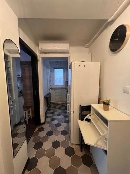Apartament cu 2 camere, decomandat, zona Tatarasi - 8