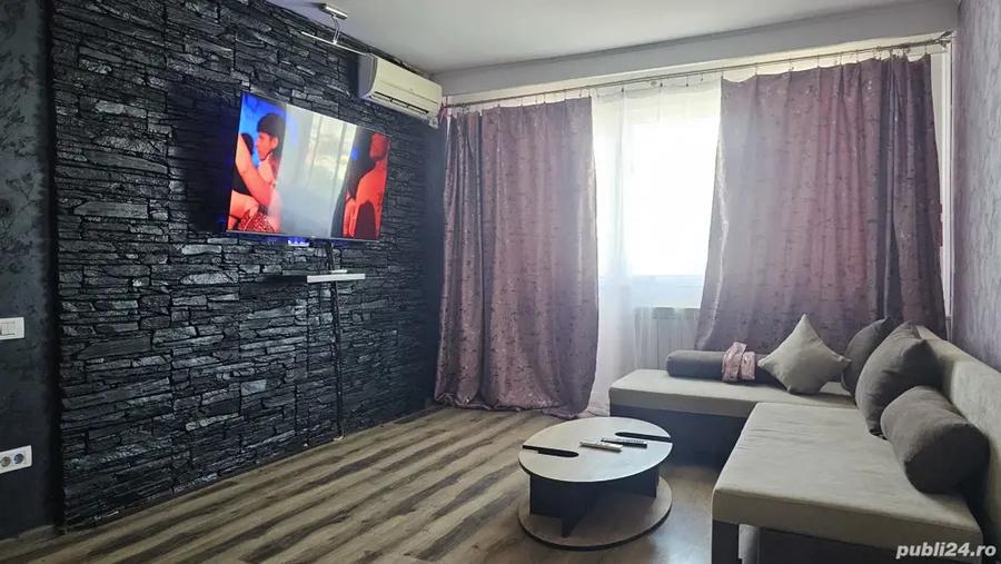 Apartament 3 camere Casa de cultura - 1