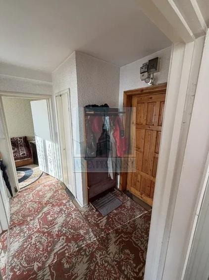 Apartament 3 camere , 60mp, Etj 2/3 - zona Râșnov/ISR - 3