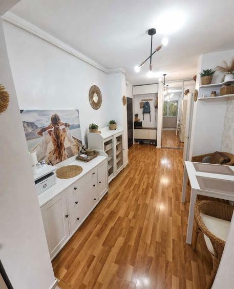 Apartament 2 camere,et 2 din 4,zona Tomis 3,direct proprietar - 1