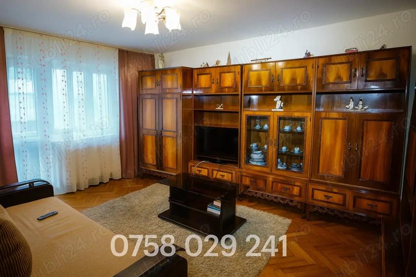 Apartament spa?ios cu 4 camere in Lupeni deal pentru locuit sau vacan?a - 4