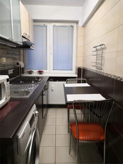 Apartament cu 2 camere semidecomandat, mobilat în Domenii