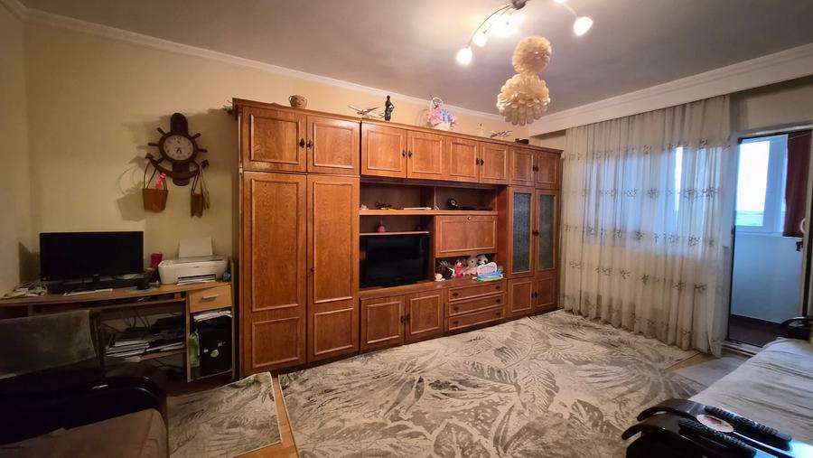 Tomis Nord - ap 3 cam, et 7/10 , centrala gaze (partial mobilat) - 3