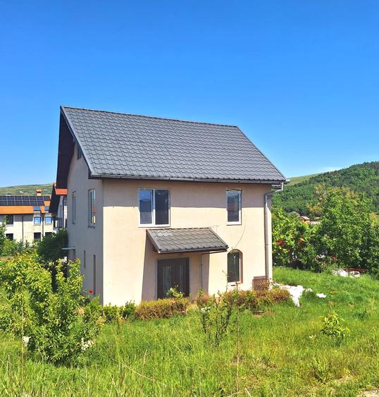 Casa recent renovata in Campenesti - 1