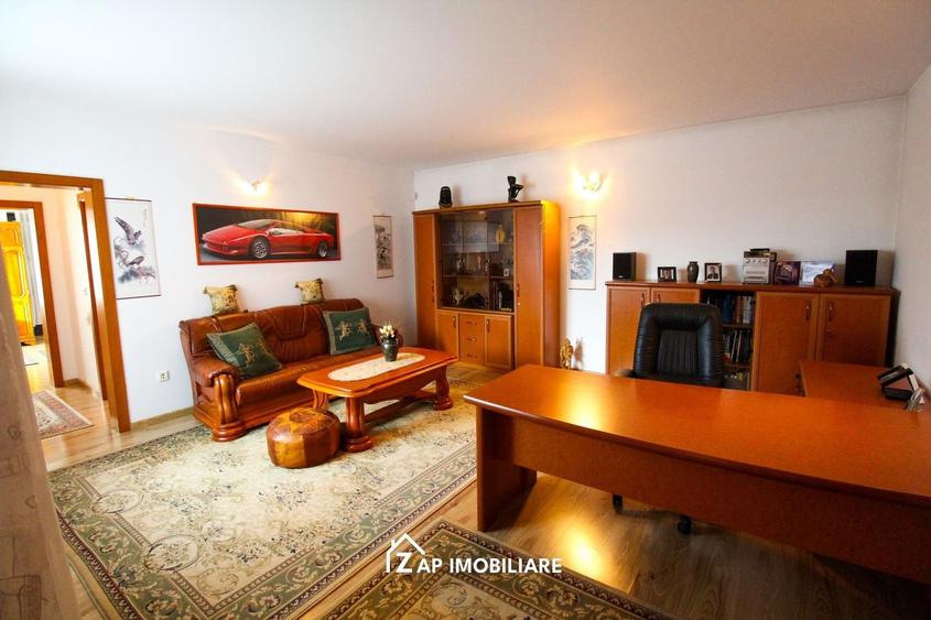 Unirii - Casa Zona Romcab -  400mp - 1259 mp teren - Garaj dublu - piscina - 24